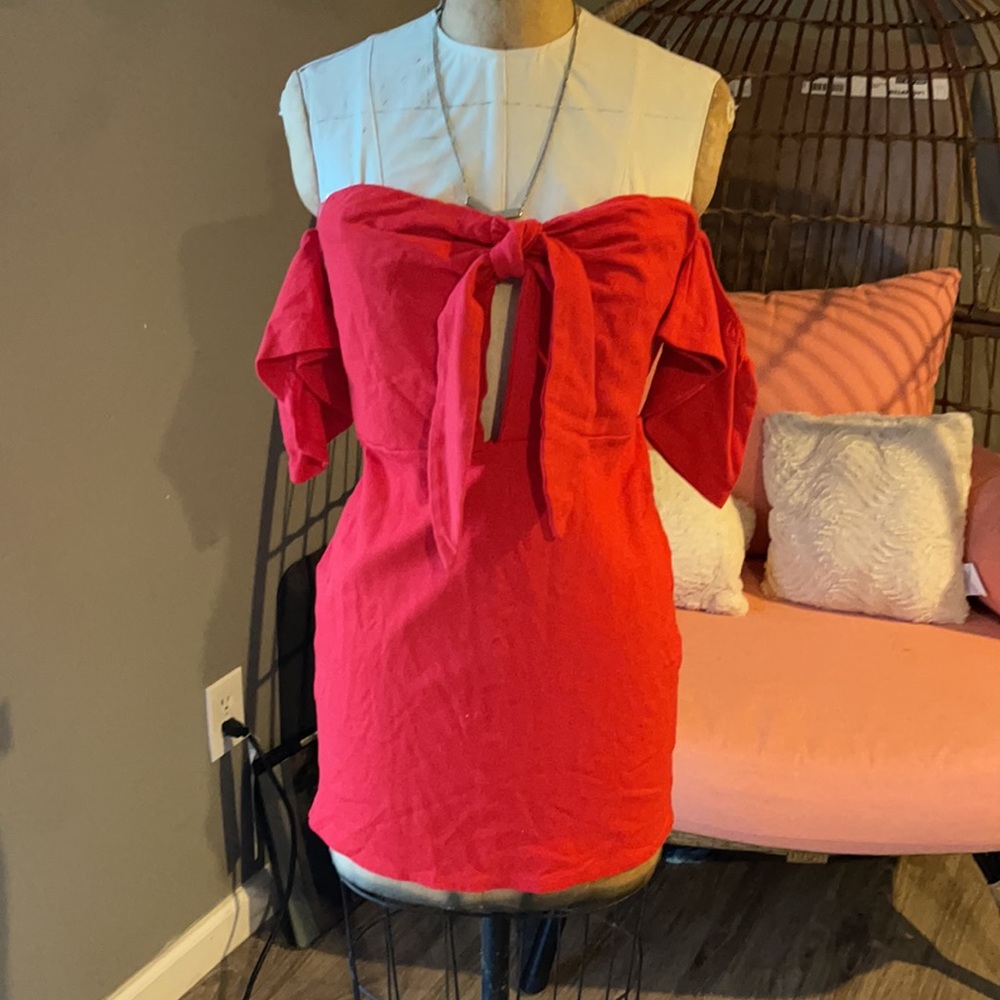 Dress - Picture 2 of 2